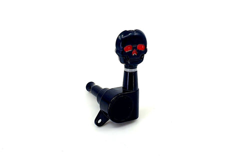 Image of Closed Gear Tuner Skull Black Right
